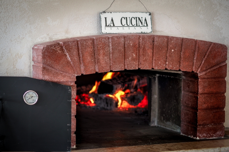 pizzeria-THIERY-min_pizza-oven-1344719